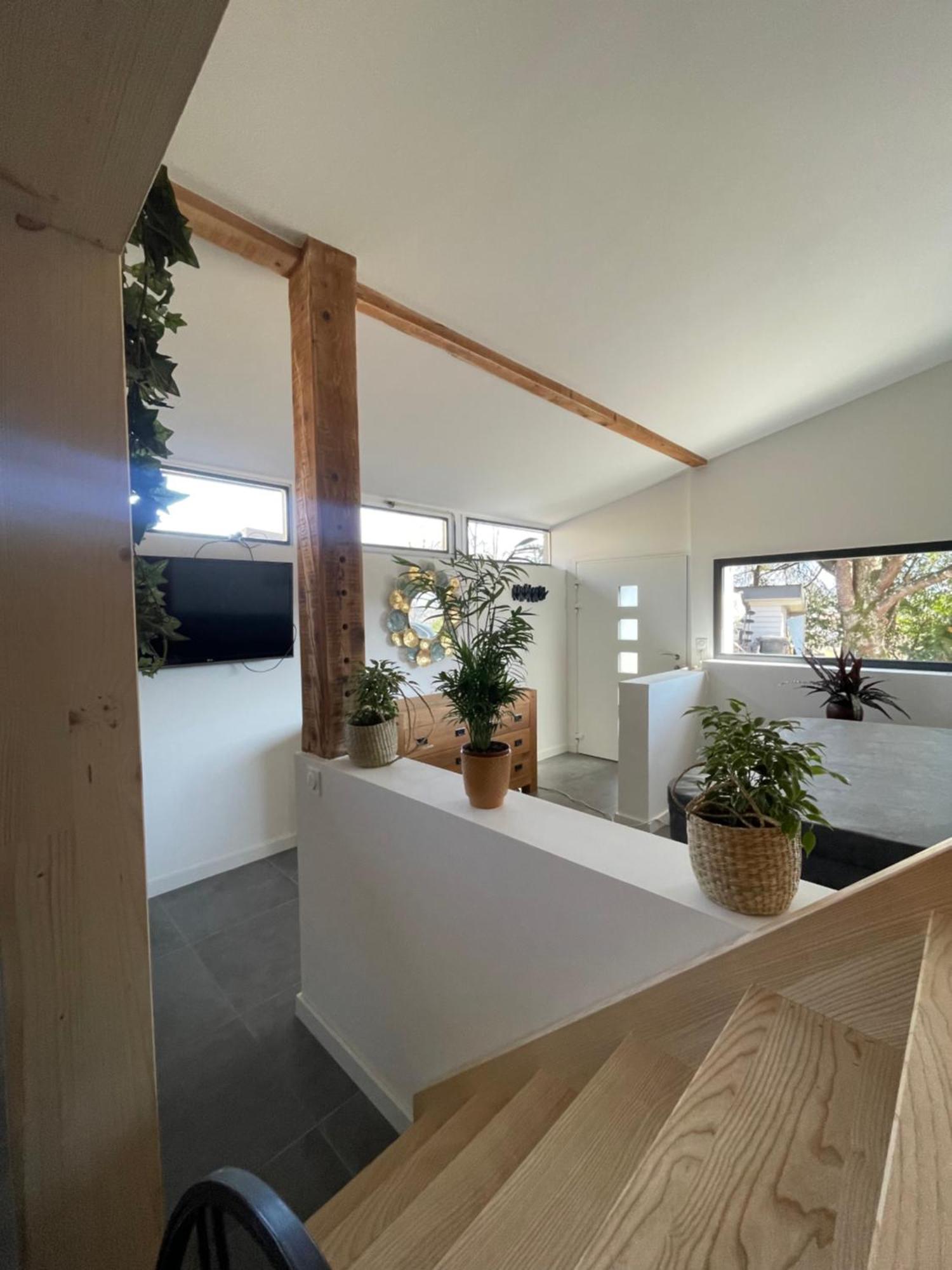 세브리에 Loft Avec Jacuzzi Et Terrasse Prives 아파트 외부 사진
